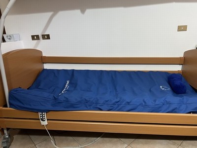 Letto ortopedico elettrico 